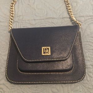 Dooney and Bourke Crossbody Navy Purse with chain